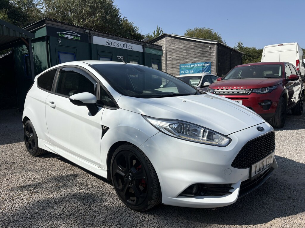 Ford Fiesta 1.6 T Ecoboost St-3 White