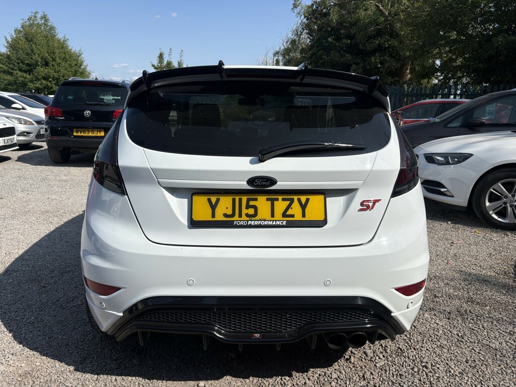 Ford Fiesta 1.6 T Ecoboost St-3 White #6