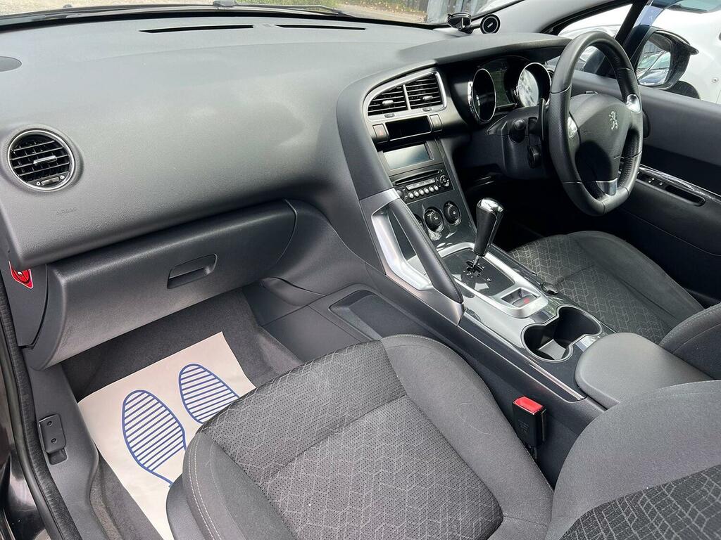 Peugeot 3008 Active White #18