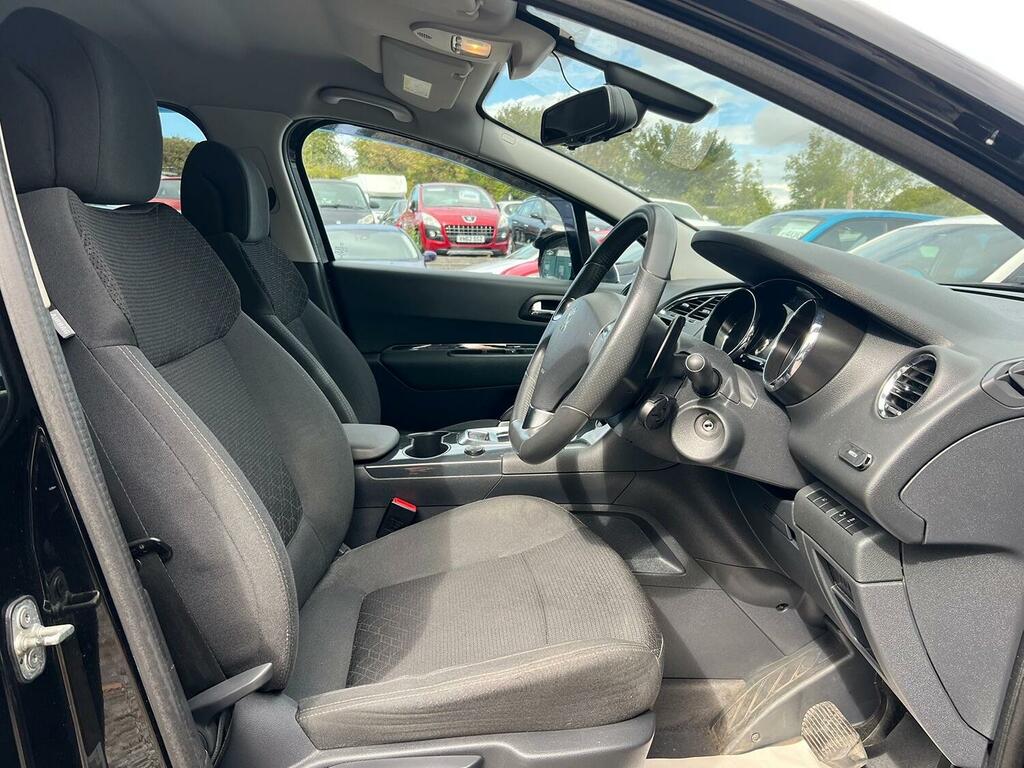Peugeot 3008 Active White #9