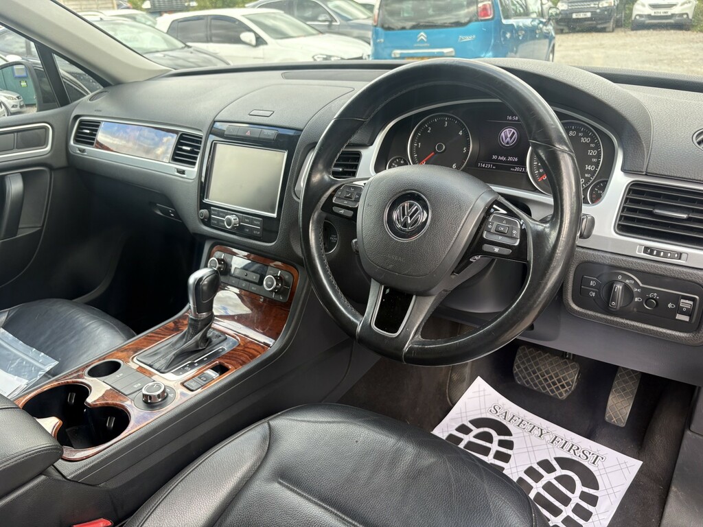 Volkswagen Touareg 2012 3.0 Tdi V6 Bluemotion Tech Altitude Sat Nav S Black #9