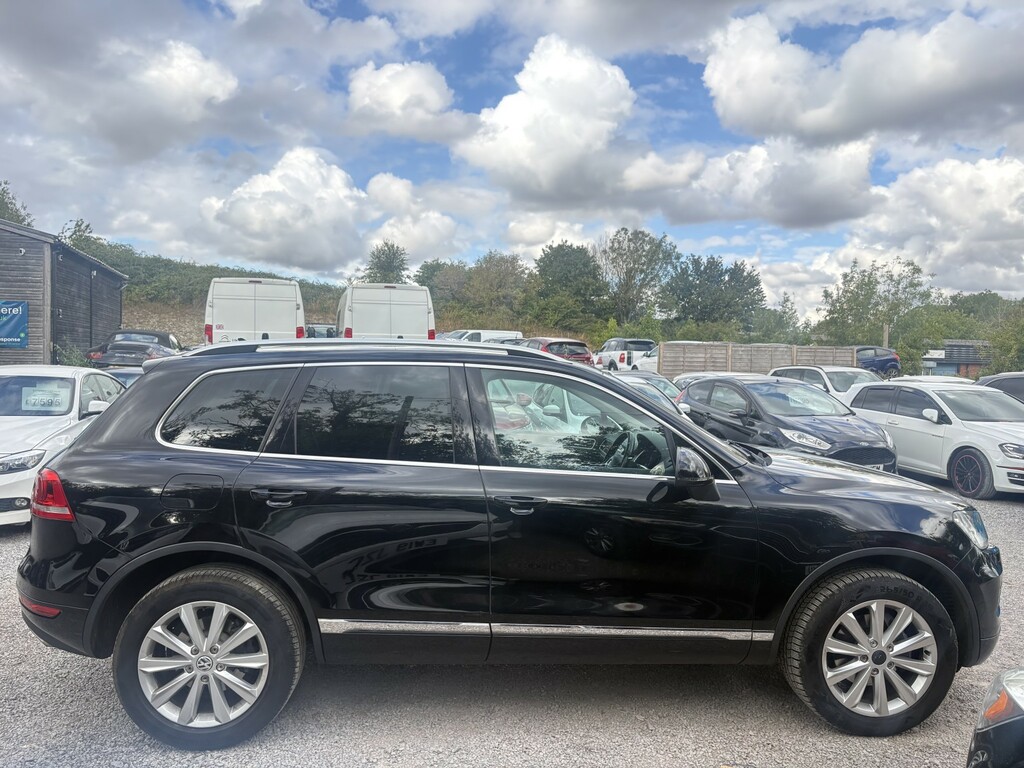 Volkswagen Touareg 3.0 Tdi V6 Bluemotion Tech Se Black #5