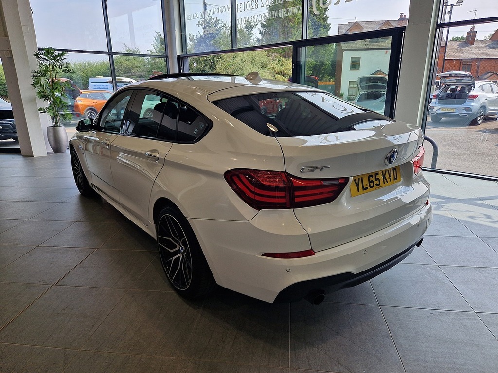 BMW 5 Series Gran Turismo 535D M Sport White #5