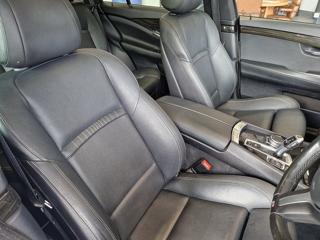 BMW 5 Series Gran Turismo 535D M Sport White #6