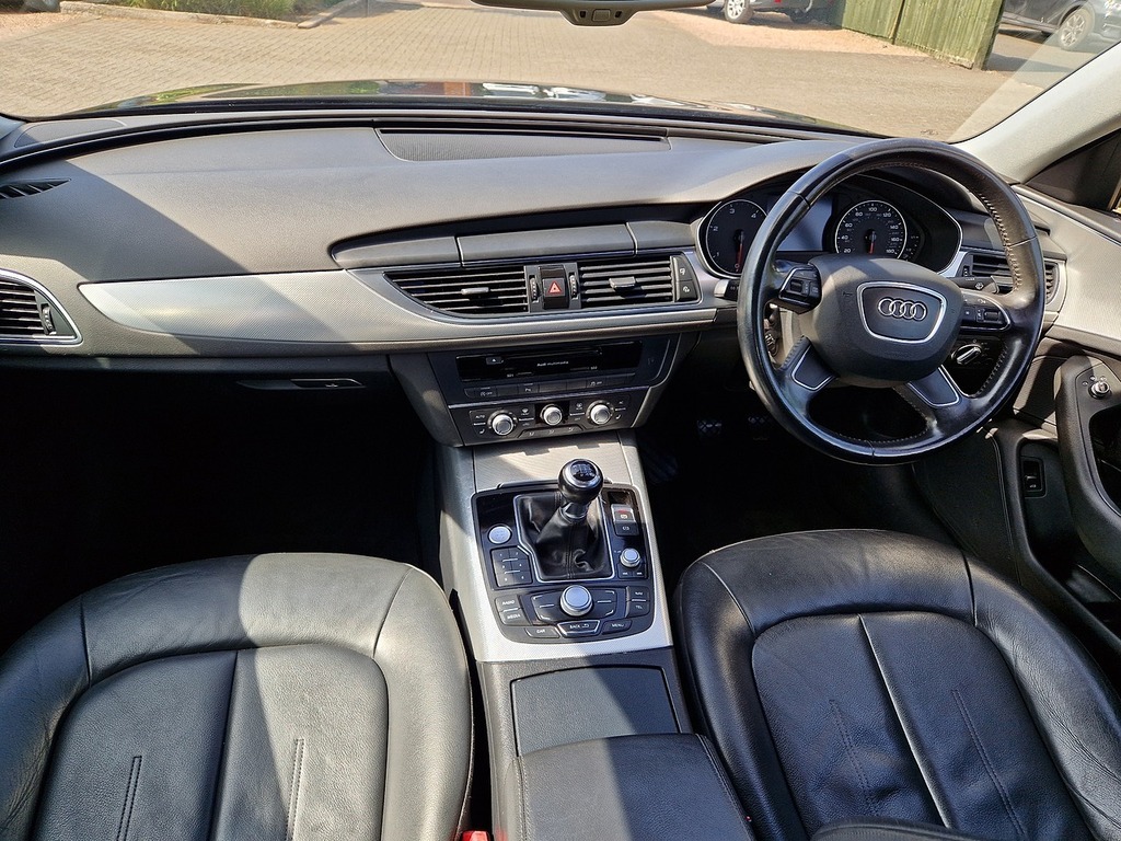 Audi A6 Saloon Tdi Se Black #4