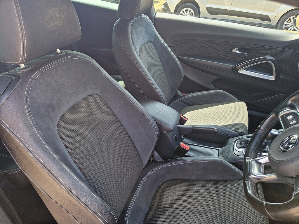 Volkswagen Scirocco Tsi Bluemotion Tech Gt Black #4