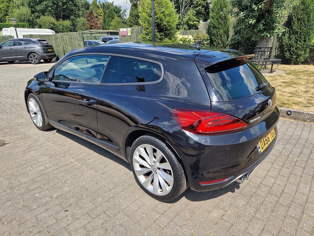 Volkswagen Scirocco Tsi Bluemotion Tech Gt Black #3