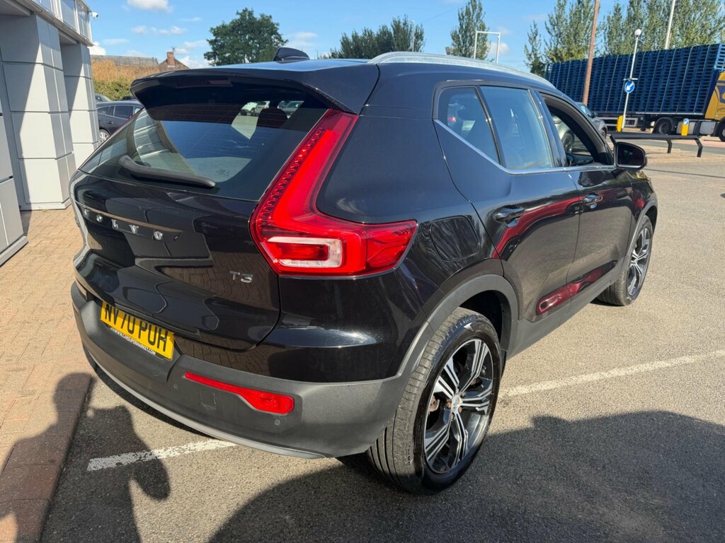 Volvo XC40 1.5 T3 Inscription Pro Euro 6 Ss NV70PUH Black #3