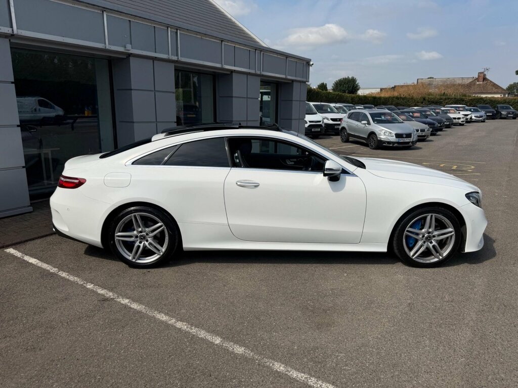 Mercedes-Benz E Class 2.0 E220d Amg Line Premium G-tronic Euro 6 Ss KE18USJ White #3