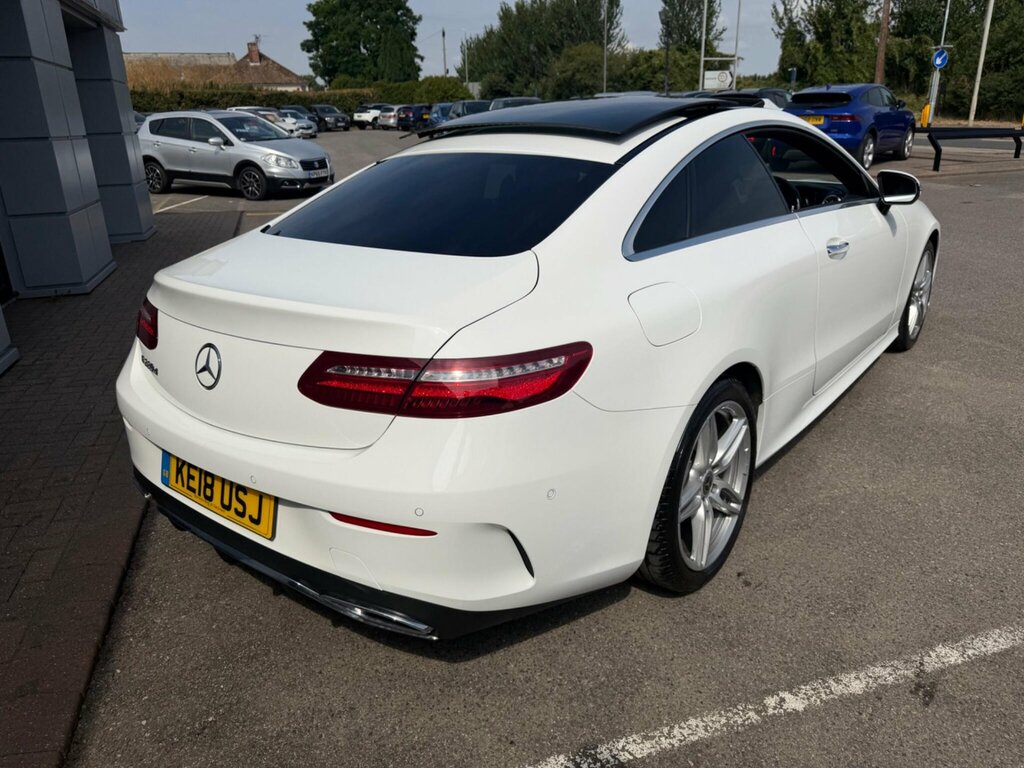Mercedes-Benz E Class 2.0 E220d Amg Line Premium G-tronic Euro 6 Ss KE18USJ White #4