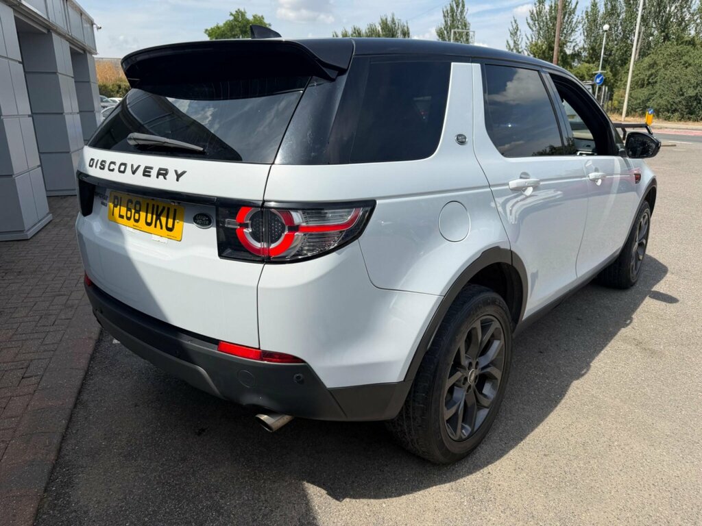 Land Rover Discovery Sport 2.0 Td4 Landmark 4Wd Euro 6 Ss PL68UKU White #4