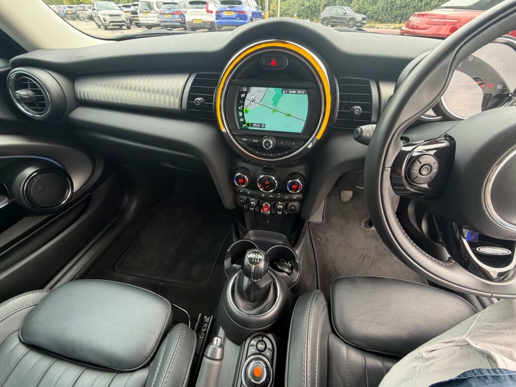 Mini Hatch 1.5 Cooper Sport Hatchback Euro Black #25