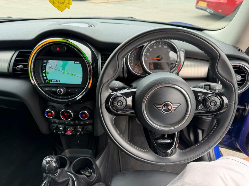 Mini Hatch 1.5 Cooper Sport Hatchback Euro Black #21
