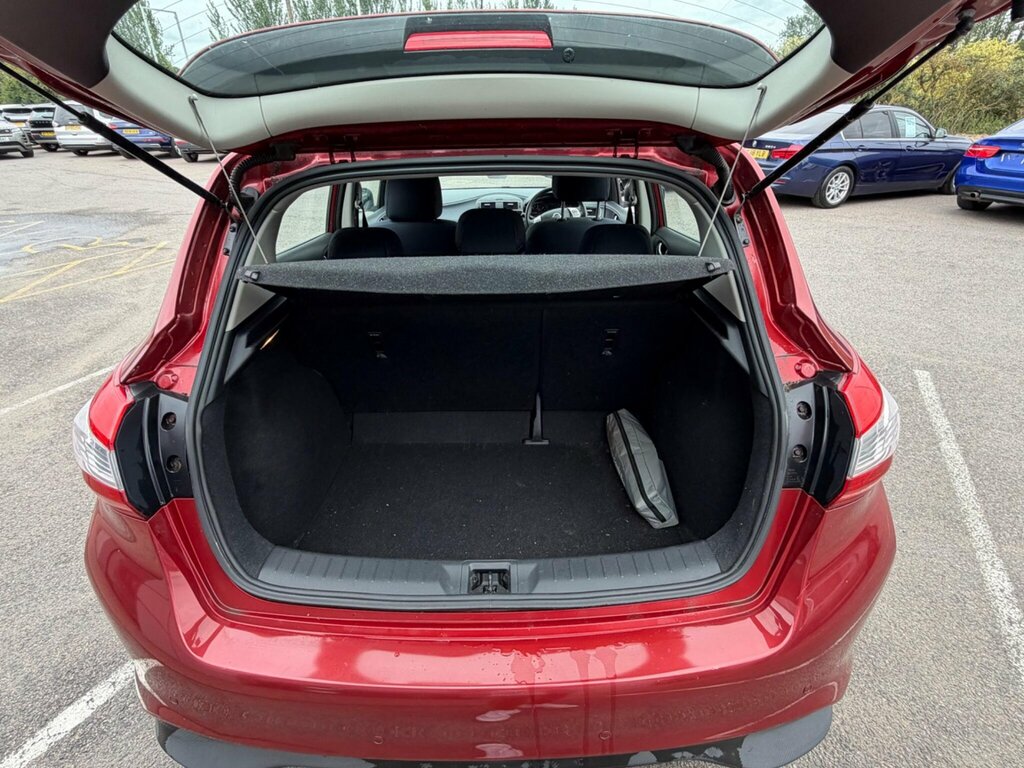 Nissan Pulsar 1.5 Dci Acenta Euro 5 Ss Red #6