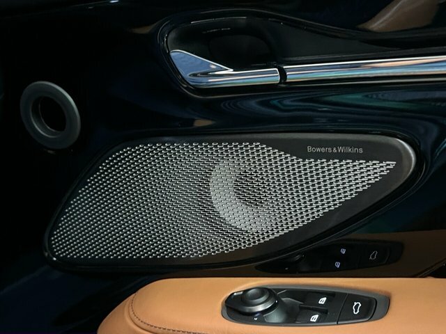 Aston Martin DB12 Volante 4.0 V8 Volante Euro 6 S S Green #12