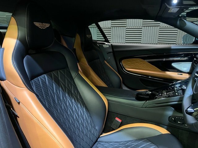 Aston Martin DB12 Volante 4.0 V8 Volante Euro 6 S S Green #14