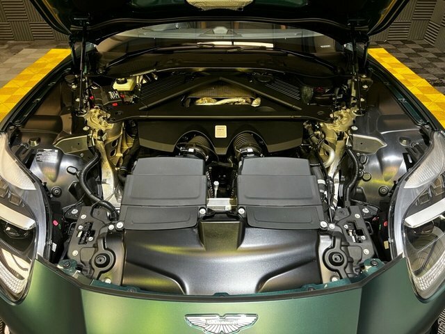 Aston Martin DB12 Volante 4.0 V8 Volante Euro 6 S S Green #25