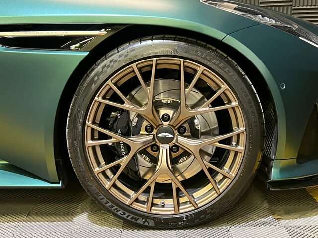 Aston Martin DB12 Volante 4.0 V8 Volante Euro 6 S S Green #20