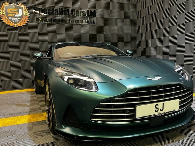 Aston Martin DB12 Volante 4.0 V8 Volante Euro 6 S S Green #9
