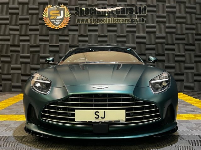 Aston Martin DB12 Convertible Green #4