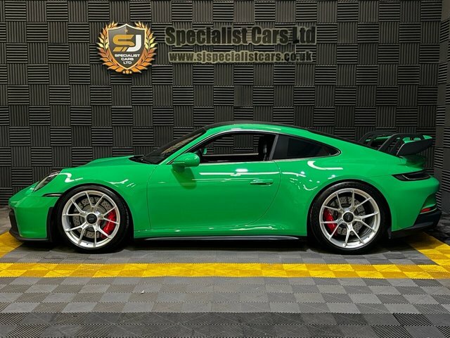 Porsche 911 Coupe Green #4