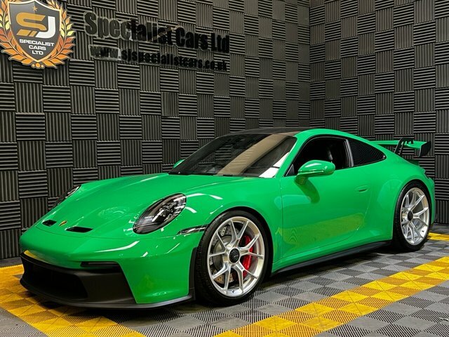 Porsche 911 2dr Pdk White #21
