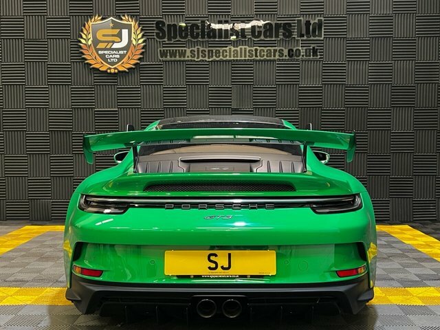 Porsche 911 Coupe Green #3