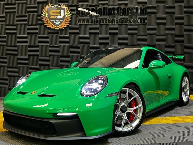 Porsche 911 2dr Pdk White #20