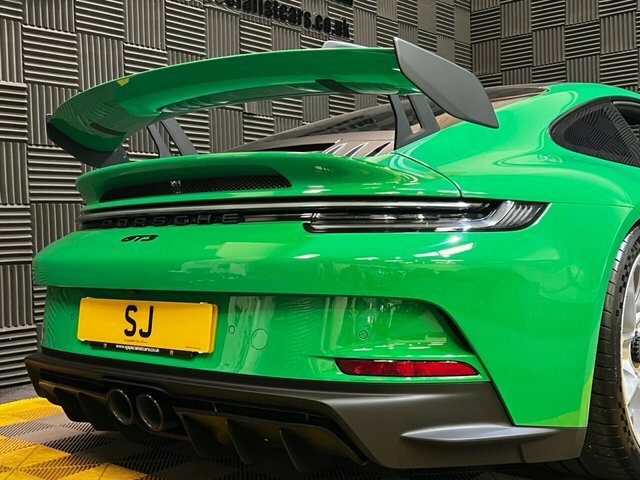 Porsche 911 Coupe Green #6