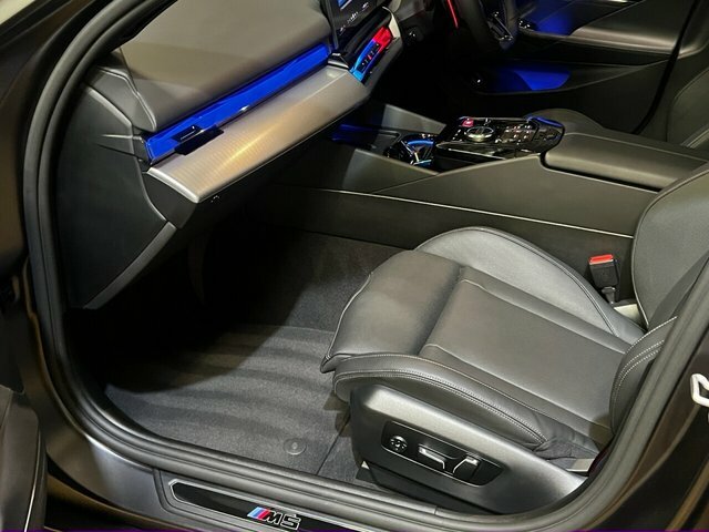 BMW M5 M5 Touring Black #27