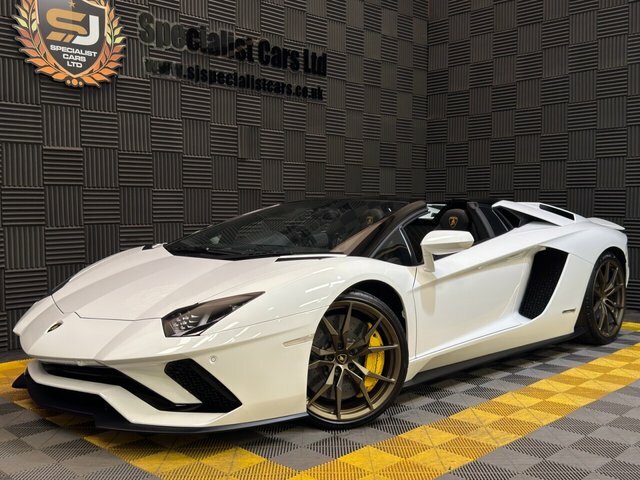 Lamborghini Aventador Convertible Black #3