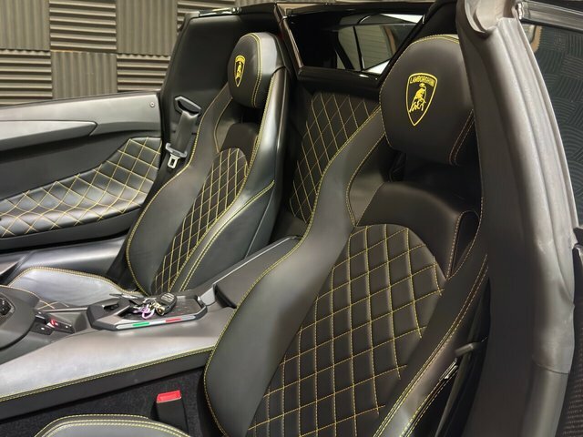 Lamborghini Aventador V12 Lp 740-4 S Black #24