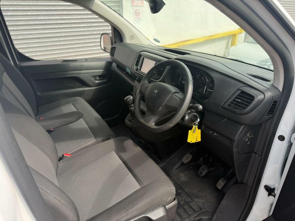 Peugeot Expert Mpv White #26