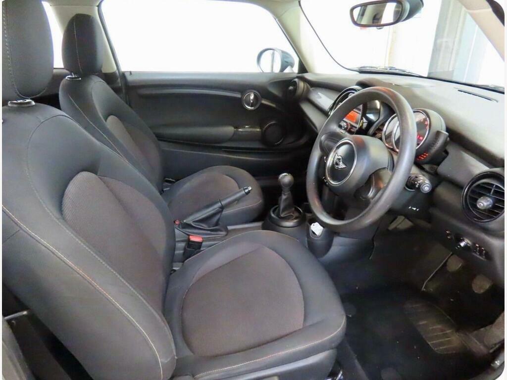 Mini Hatch Cooper 1.5 Chili - 9K Extras Silver #6