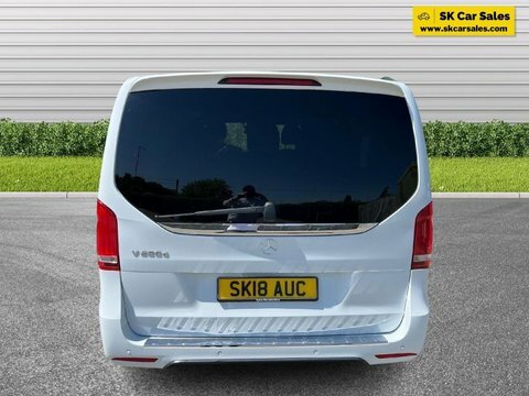 Mercedes-Benz V Class 2.2 V250d Amg White #5