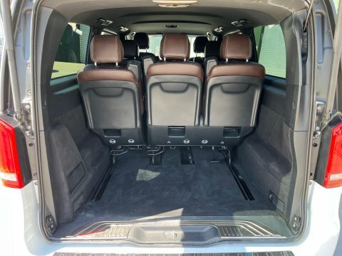 Mercedes-Benz V Class 2.2 V250d Amg White #6