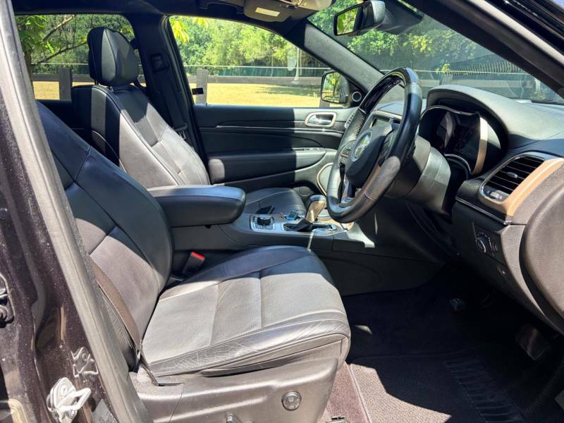 Jeep Grand Cherokee 3.0 Crd Summit Black #11