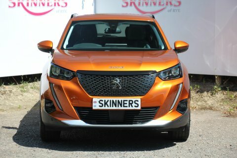 Peugeot 2008 Puretech S S GK70TCJ Orange #2