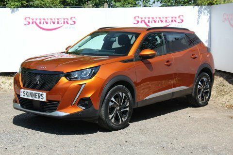Peugeot 2008 Puretech S S GK70TCJ Orange #3
