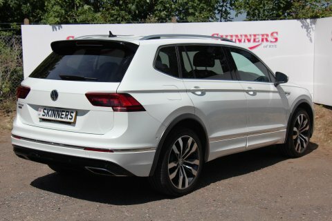 Volkswagen Tiguan Allspace R-line Tech Tsi White #6