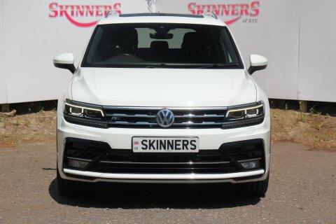 Volkswagen Tiguan Allspace R-line Tech Tsi White #2