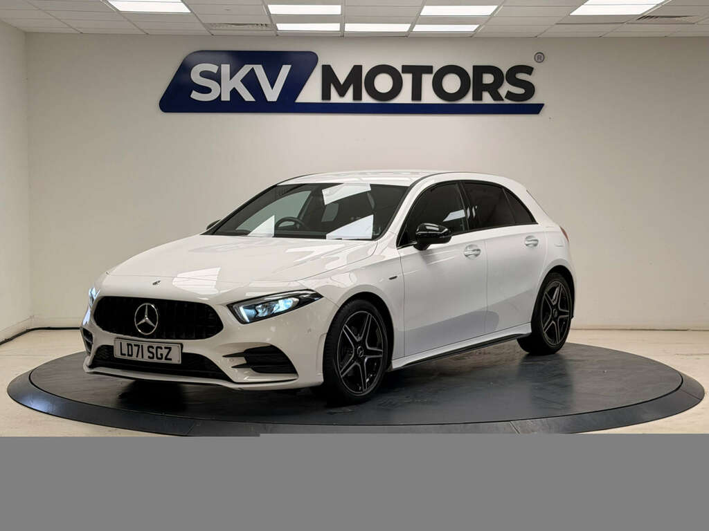 Mercedes-Benz A Class 1.3 A 200 Amg Line Edition Premium LD71SGZ White #3