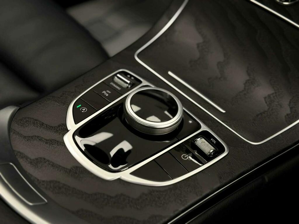 Mercedes-Benz C Class Estate BJ67CXO White #5