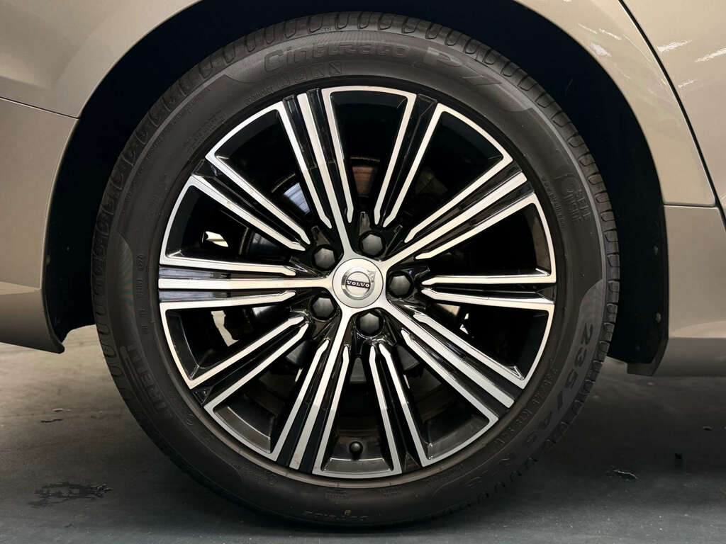 Volvo V60 2.0 V60 Inscription D3 CY68GYX Grey #6