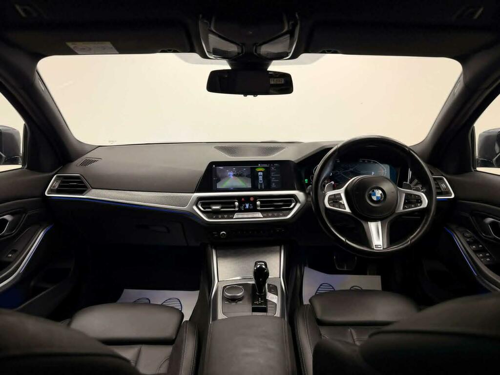 BMW 3 Series Saloon VA22MKJ Grey #4