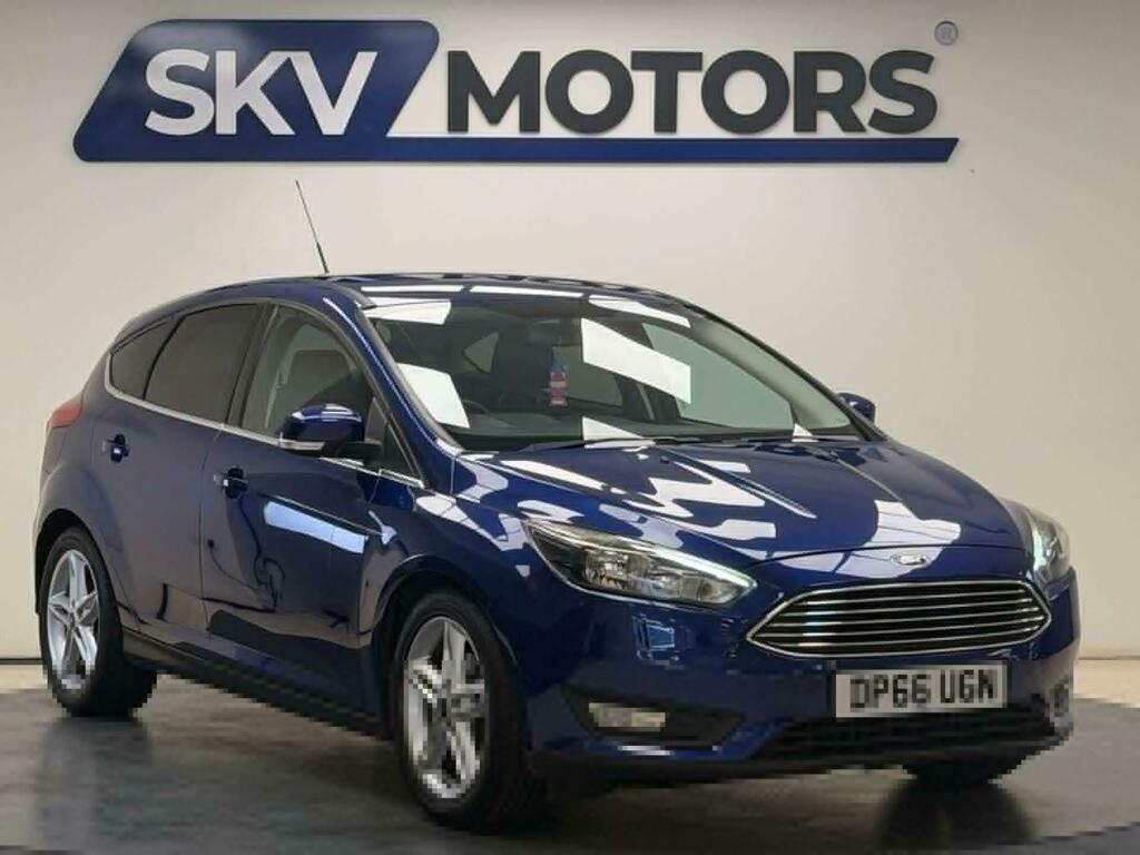 Ford Focus Hatchback Blue
