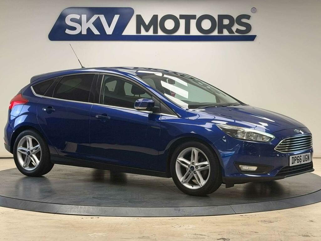 Ford Focus Hatchback DP66UGN Blue #3