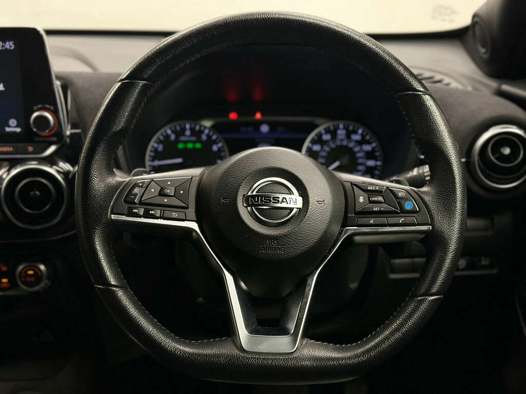 Nissan Juke 1.0 Juke Tekna Dig-t AK20OFS Red #2