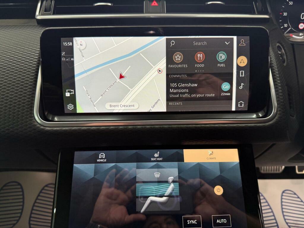 Land Rover Range Rover Velar Land Rover 3.0 D300 Mhev R-dynamic Se A Black #44