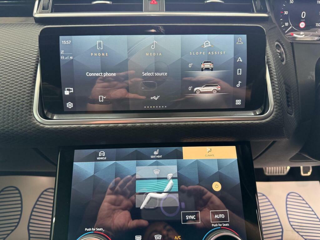 Land Rover Range Rover Velar Land Rover 3.0 D300 Mhev R-dynamic Se A Black #39